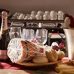 Pisa Valdera 酒店 蓬泰代拉