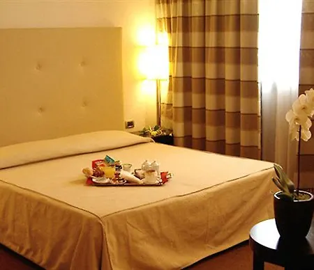 Hotel Pisa Valdera 4*
