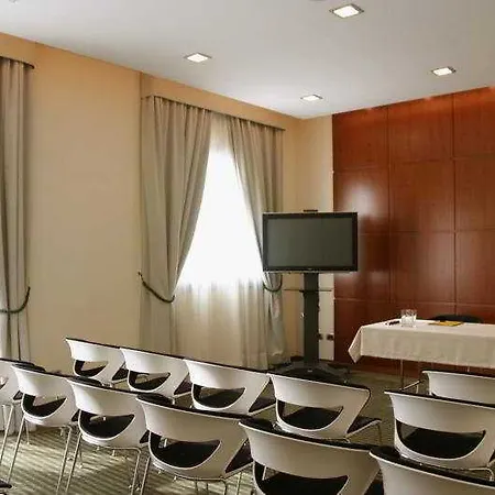 Pisa Valdera 호텔 4*